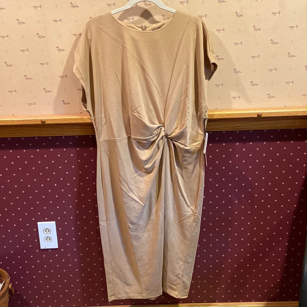 NWT Halogen Dress